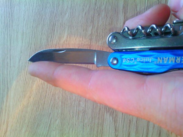 The Leatherman Juice CS4