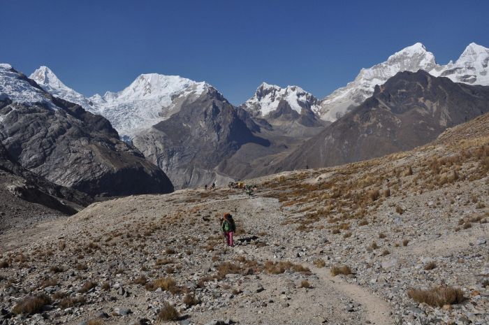 Alpamayo Circuit Trek, Santa Cruz, Peru