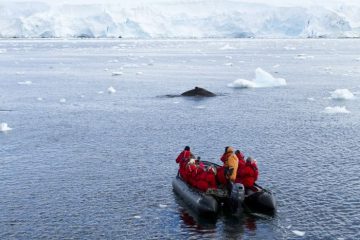 Expedition leader Cheli Larsen and her tem