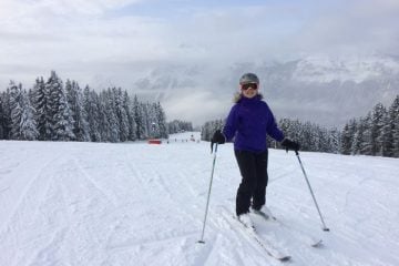 Lara Dunn skiing in Flaine