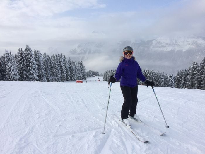 Lara Dunn skiing in Flaine