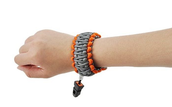 Bear Grylls Survival Bracelet And Lanyard - YouTube