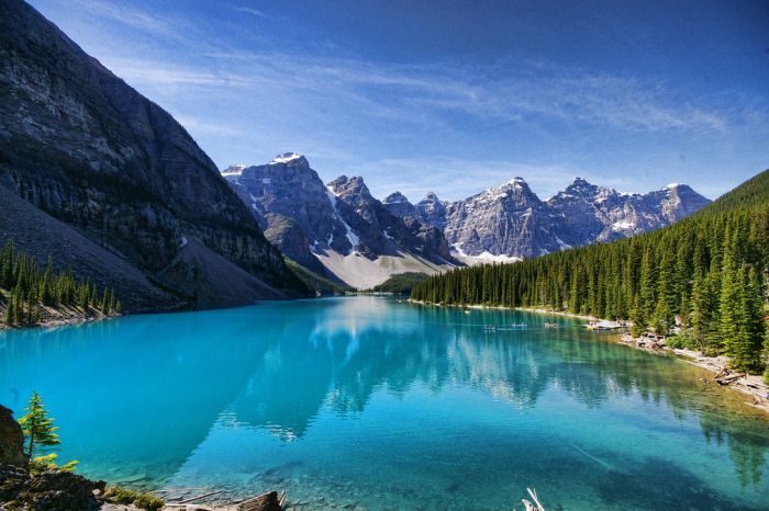 Moraine Lake, Alberta, Canada