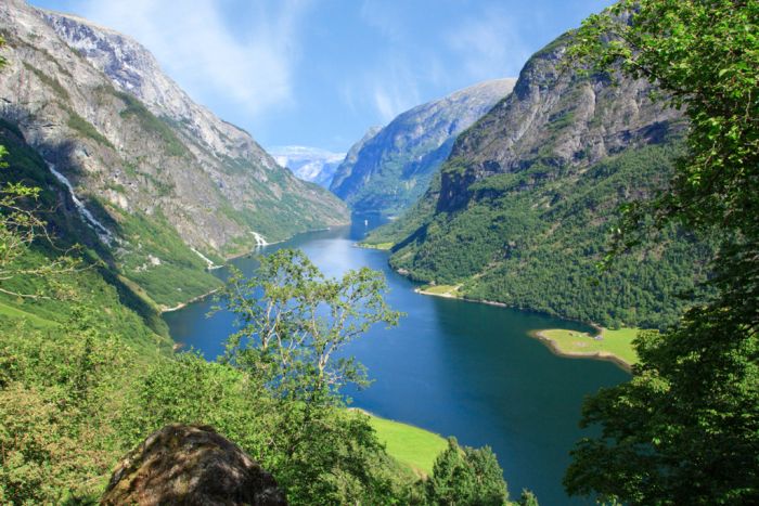 Naeroyfjord from Rimstigen