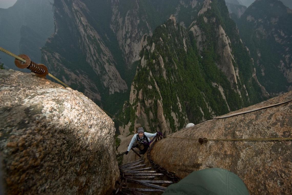 Huashan extreme hikes