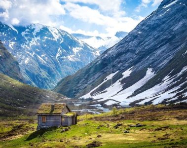 Wooden cabin in the mountains