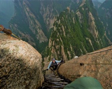 Hiking Mount Huashan in China