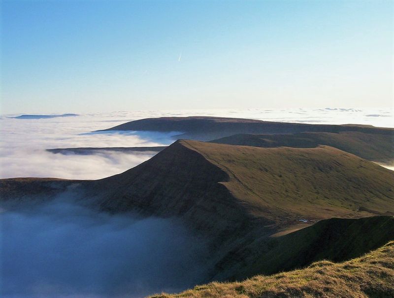 A view of Cribyn from Pen y Fan in the Brecon Beacons