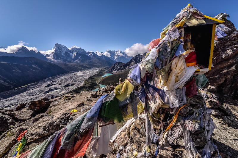 Gokyo Ri trek alternative to everest base camp, how to avoid crowds when travelling