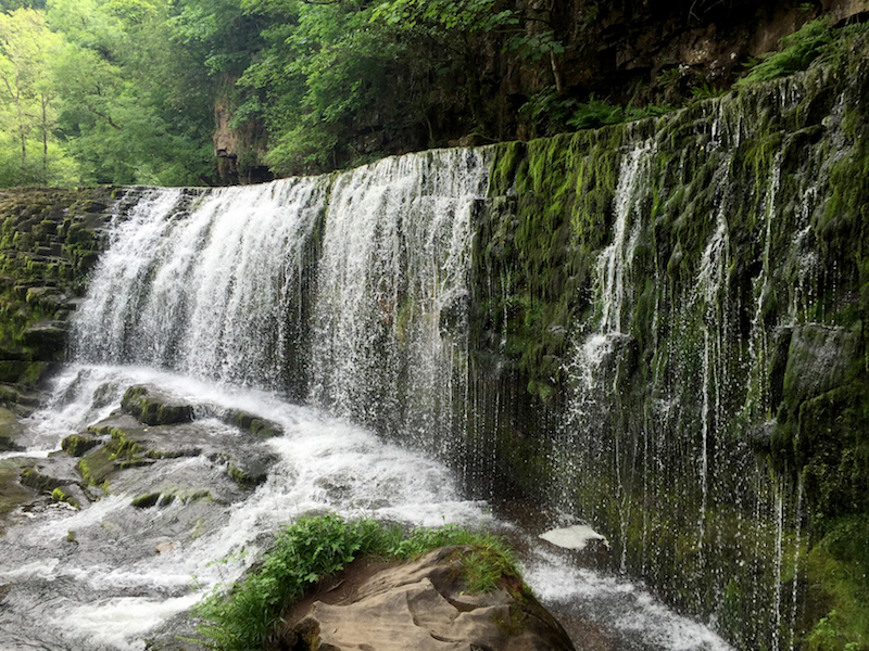 The four falls walk in Brecons Beacon - best uk walking routes for winter