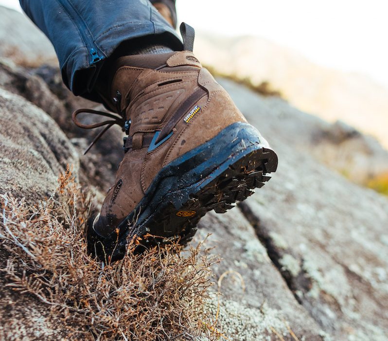 keen karraig hiking boots