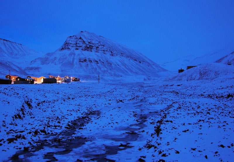 polar night in longyearbyen