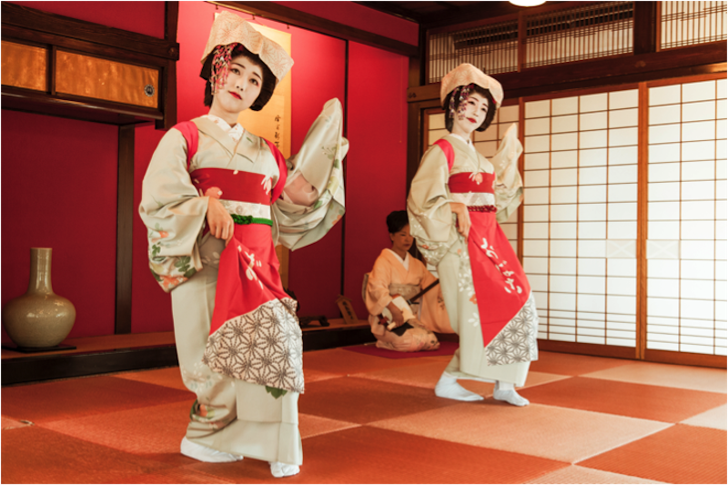 Maiko performance in Shonai