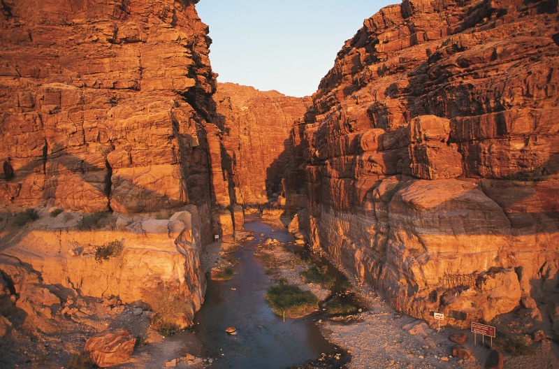 wadi mujib best things to do in Jordan canyoning