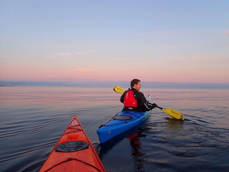 kayaking in the falklands 