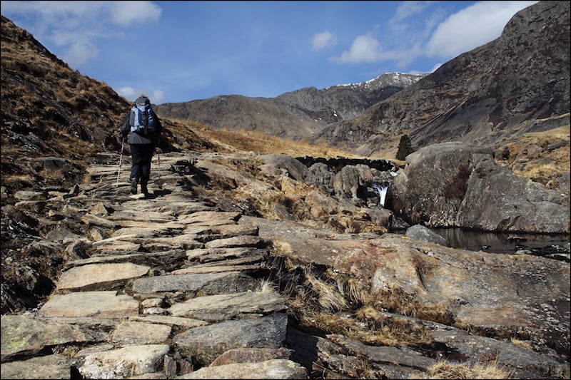 Cwm llan path best half-day hikes in Snowdonia 