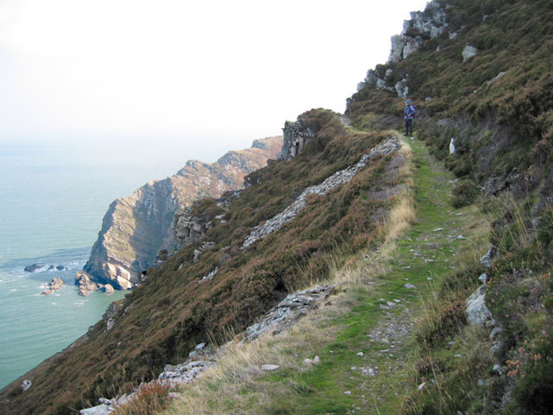 Path at Heddon's mouth, winter coastal hikes in the UK