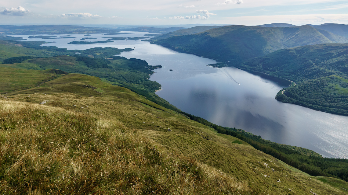 Loch Lomon in Scotland, one of the best kayaking routes in the UK