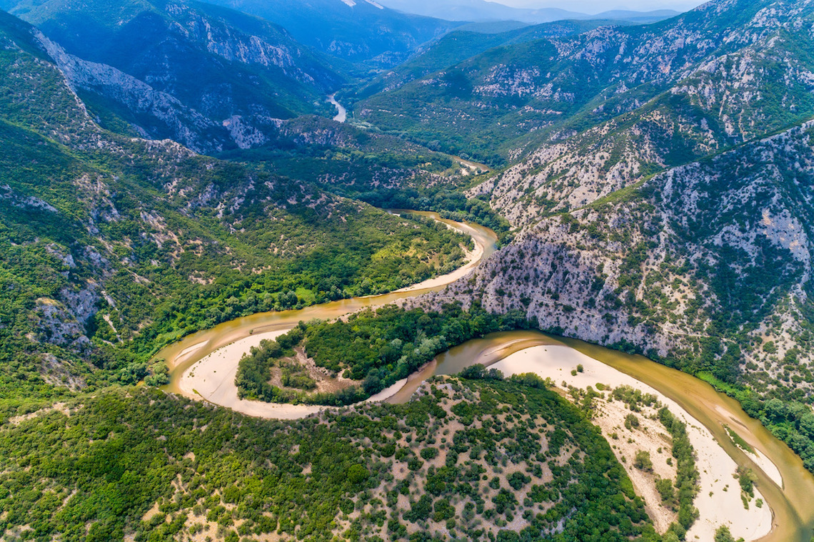 meandering river nestos 