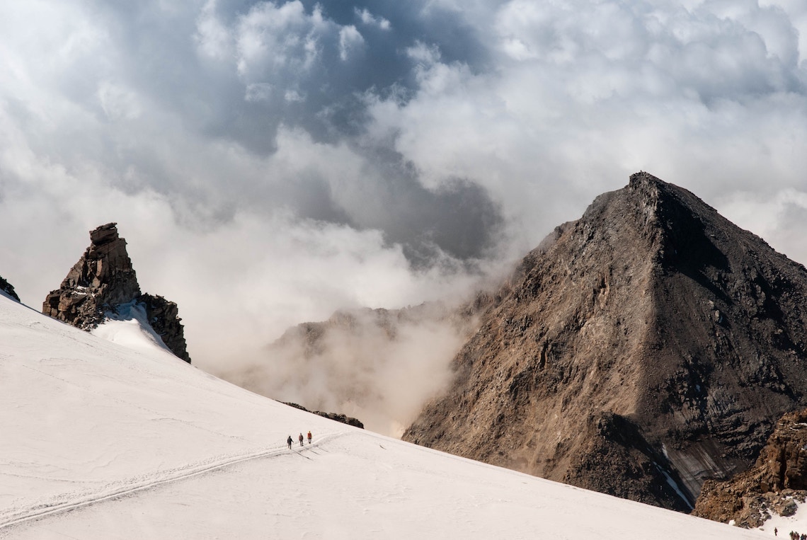 Gran paradiso in Italy, one of the easiest 4,000m peaks for beginners 