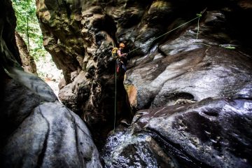 canyoning adventure in the Azores