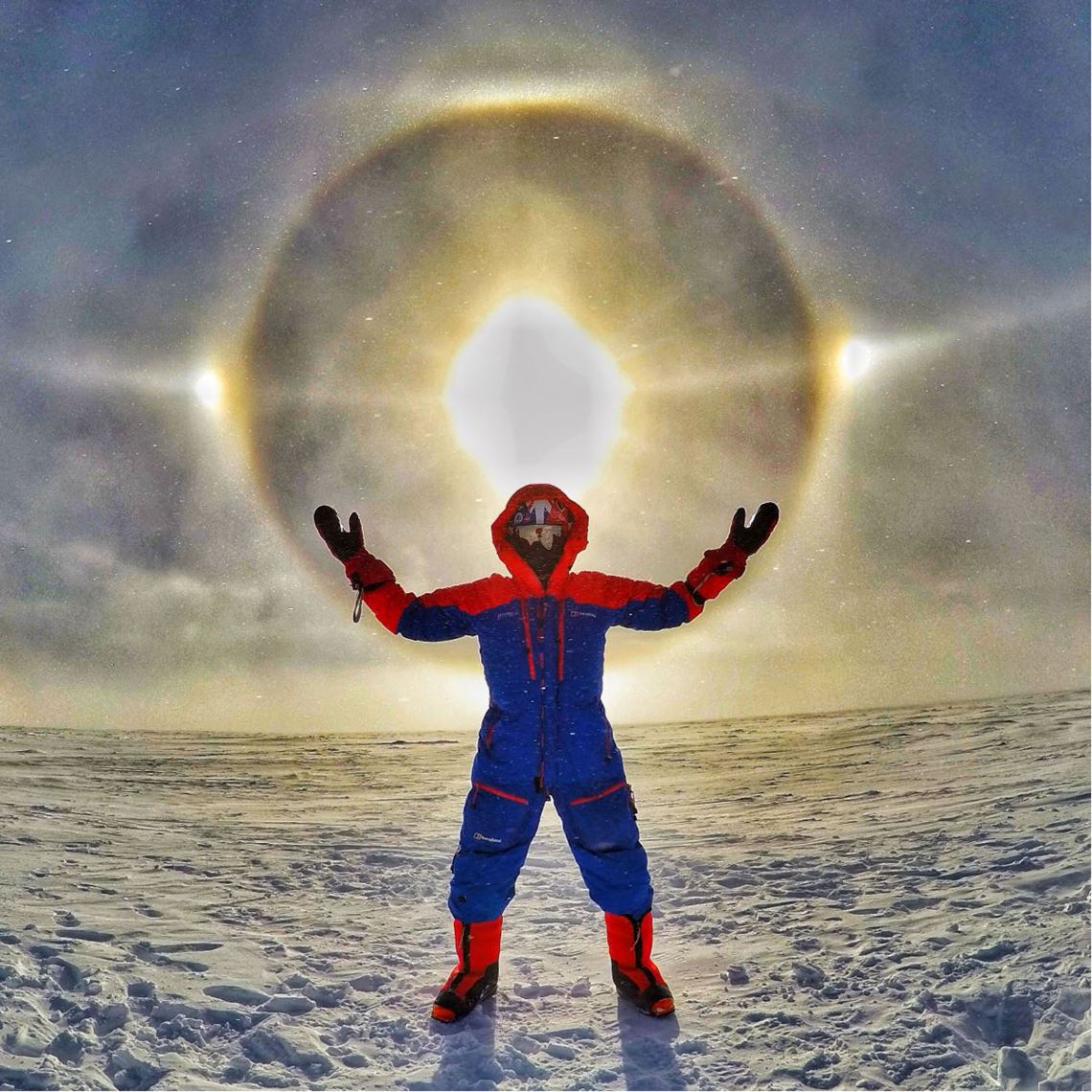 Leo-Houlding-solar-phenomenon-Antarctic