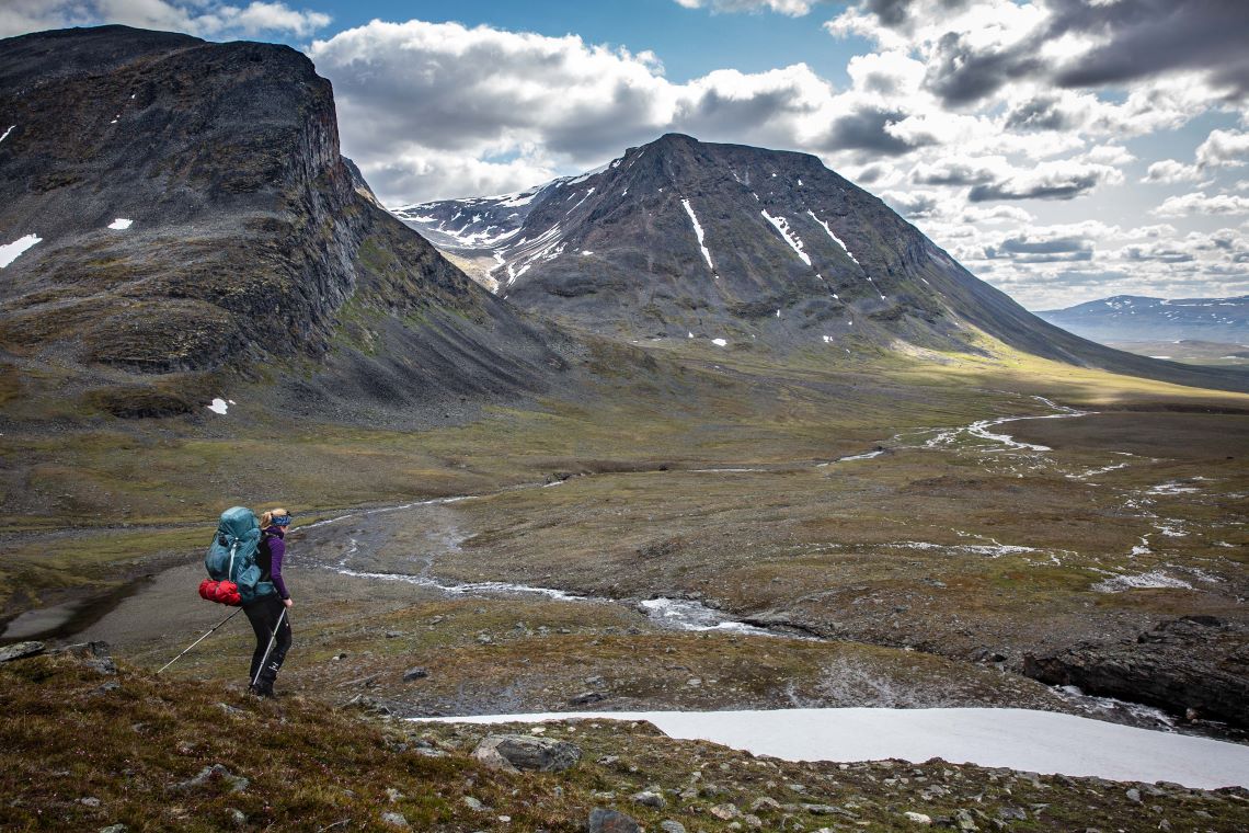 Scandinavia-arctic-norway-ice-valley-isdalen