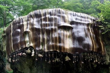 places to visit in the UK, Old Mother Shipton's Cave
