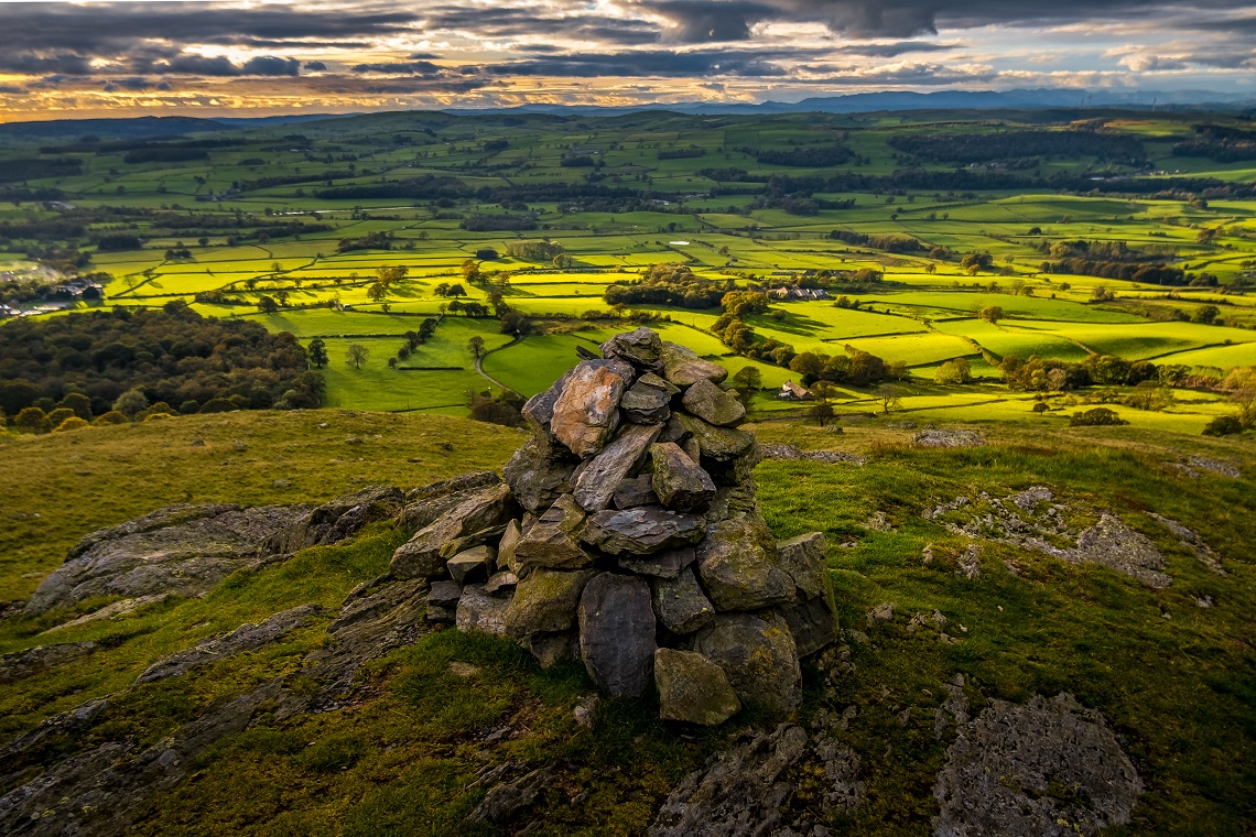 Cairn at Eskholme Pike