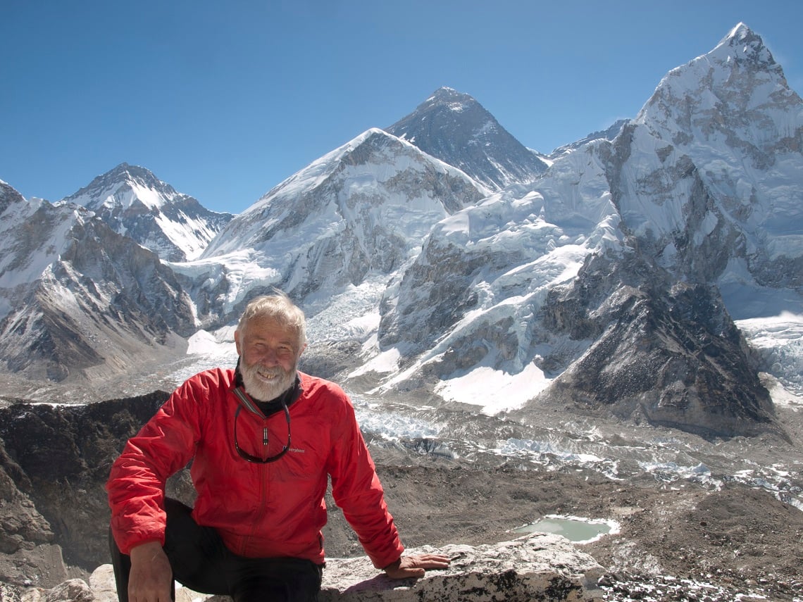 Chris-Bonington-on-Everest-base-camp-trek-2009