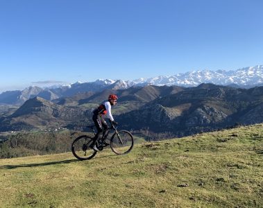 YDRAY-No-solo-grandes-cimas-Mountain-bike-Onofre-Alonso