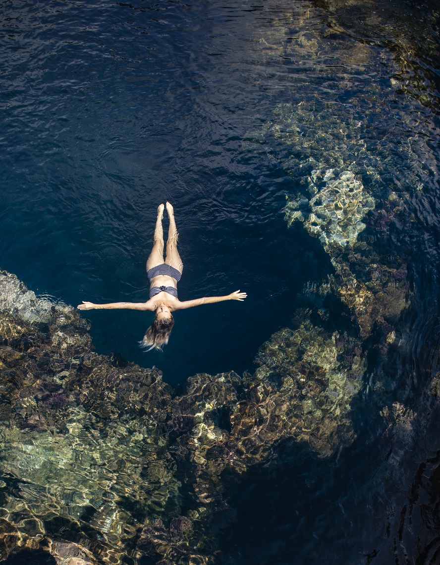 Piscinas Naturais da Caloura - São Miguel ⓒ VisitAzores