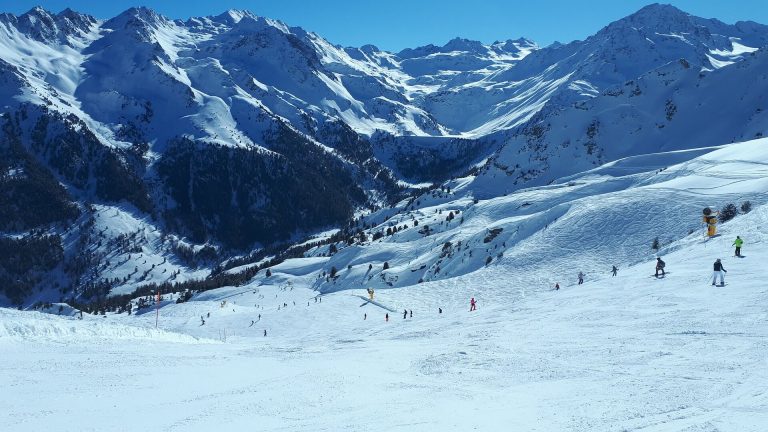 our picks of the best Swiss ski resorts