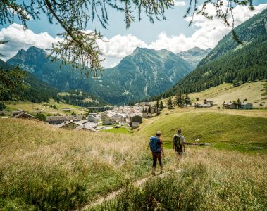 Hikers in Simplon-Dorf
