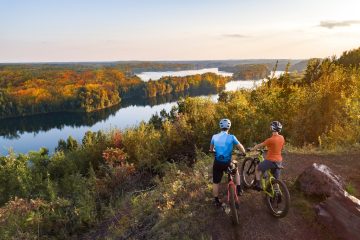 Minnesota bikes over looking lake