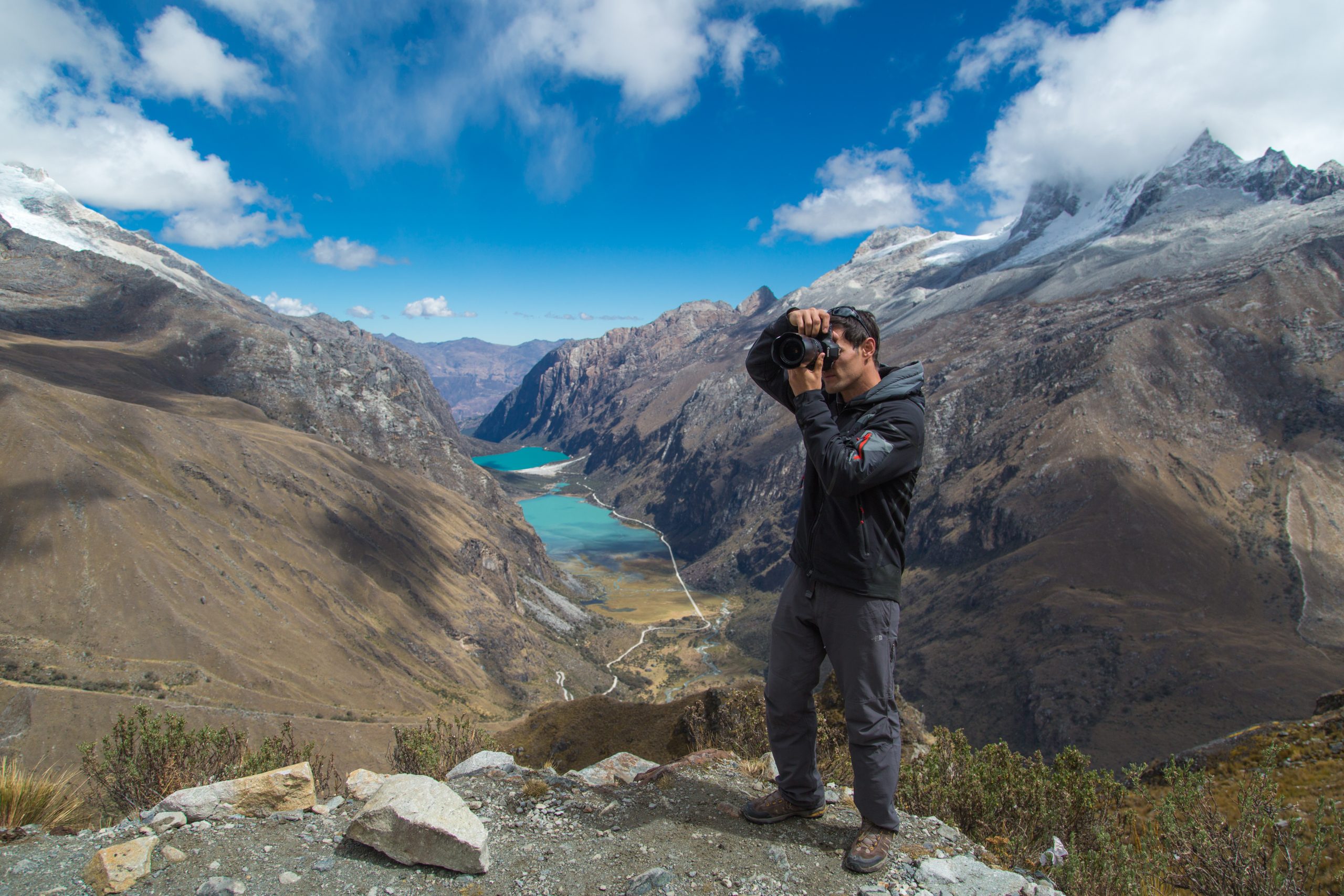 Elia Saikaly photographing mountains